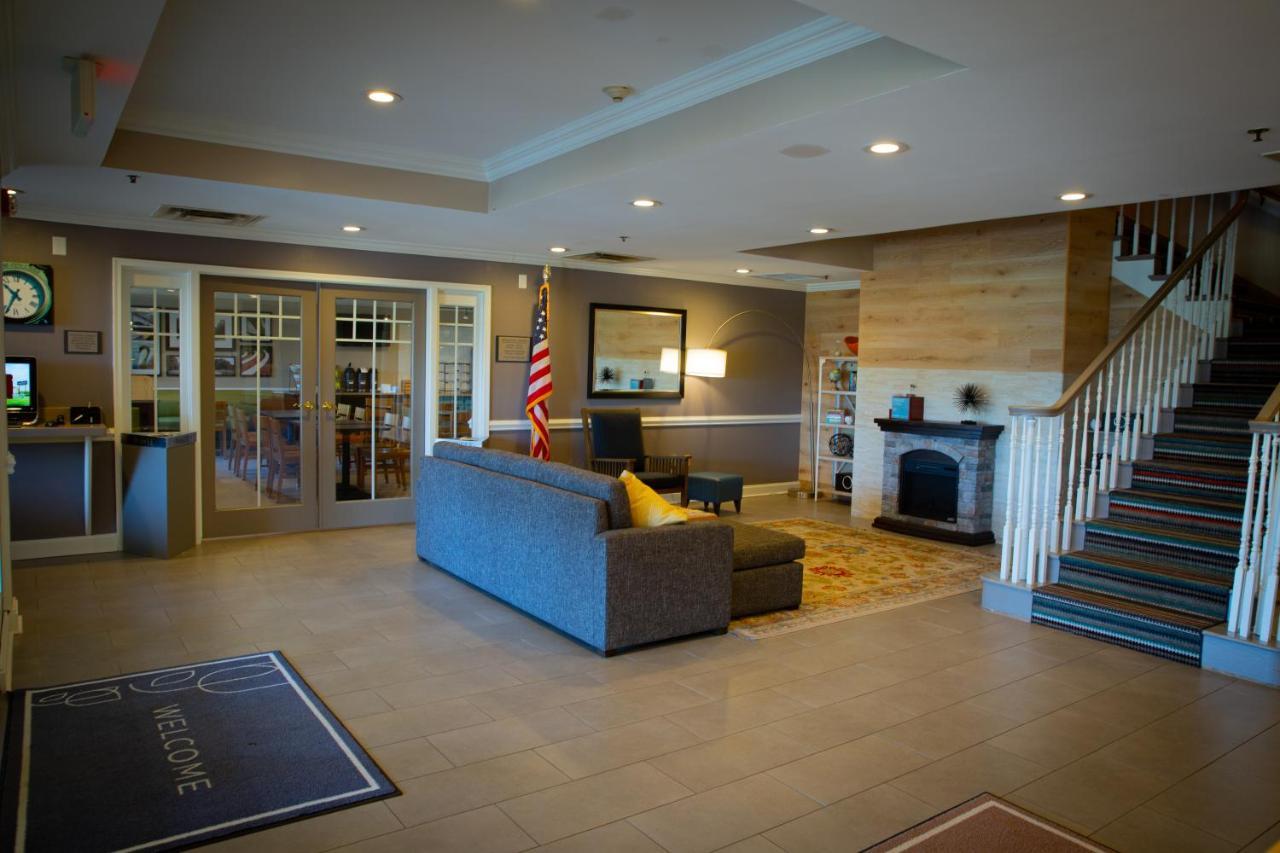 Country Inn & Suites By Radisson, Burlington Elon , Nc Extérieur photo